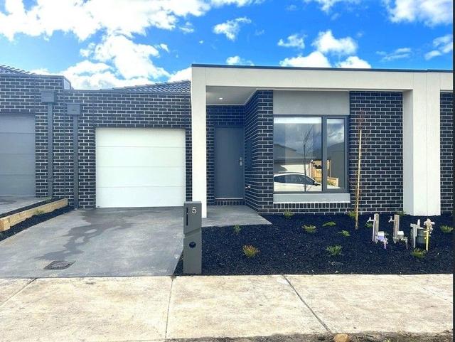 5 Frangipani  Way, VIC 3064