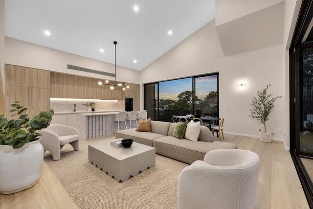 2 Mayne Street, QLD 4066
