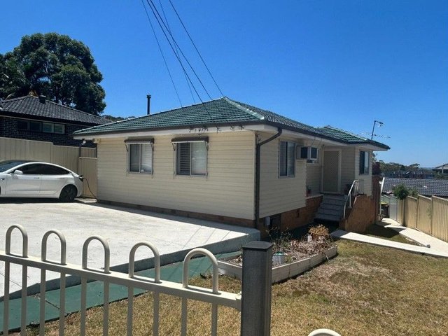 112 Strickland Crescent, NSW 2168