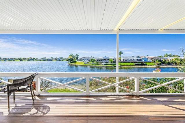 19 Wedgebill Parade, QLD 4220