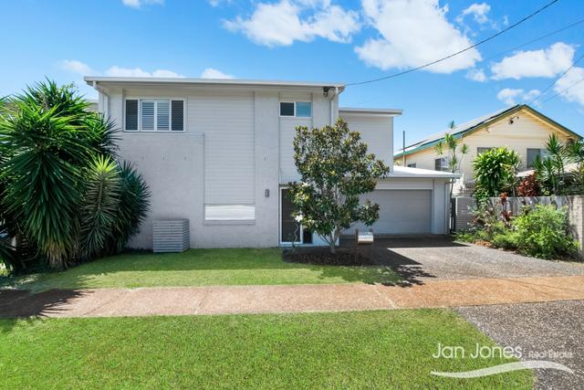 570 Oxley Avenue, QLD 4020