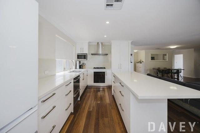 15 Fernwood Square, WA 6025