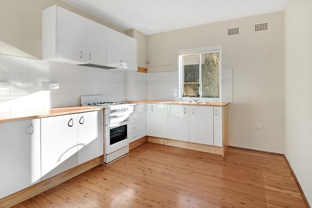 4/30 Rowland Avenue, NSW 2500