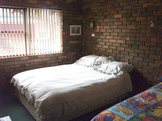 Standard Photo (2017-07-05)