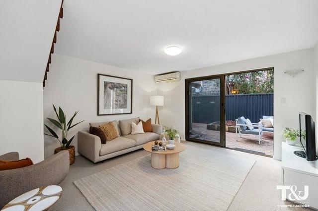 2/67 Austin Street, WA 6008