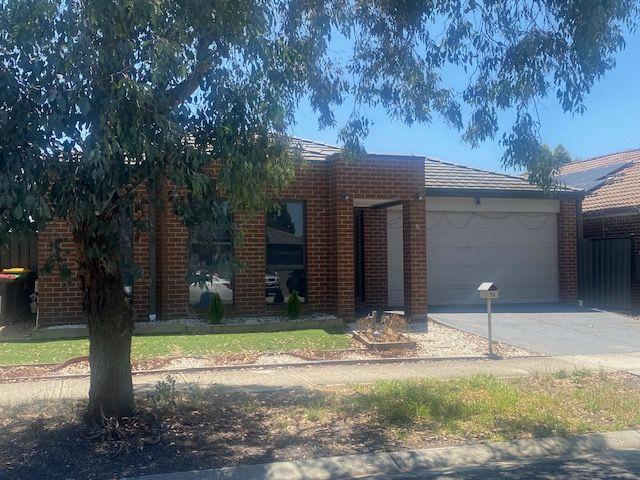 16 Moor Park  Drive, VIC 3064