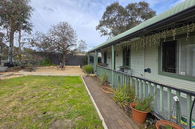 24 Burlong Road, WA 6401
