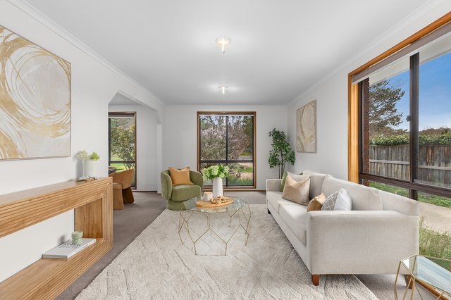 4 Schoales Place, ACT 2611