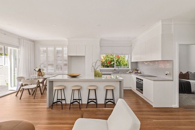 2 Leonard Crescent, NSW 2206