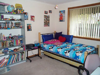 Bedroom (2003-10-24)