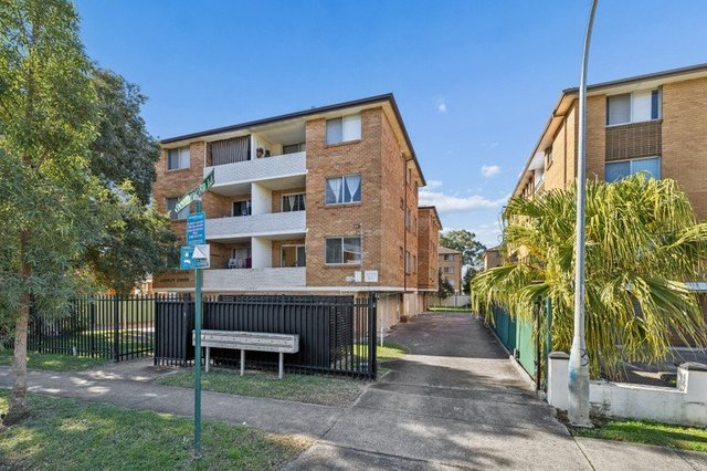 1/8 Drummond Street, NSW 2170