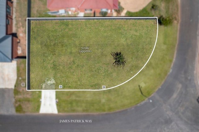 15B James Patrick Way, VIC 3435