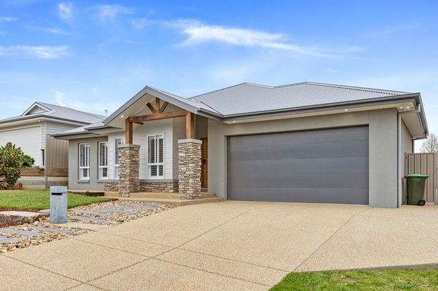 10 Florey Street, NSW 2650