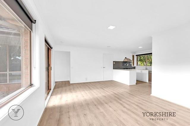 10 Carol Hancock Place, VIC 3136