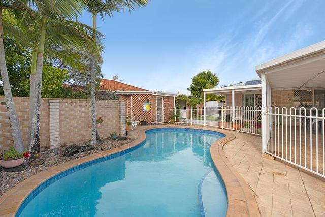 19 Goldfinch Avenue, QLD 4220