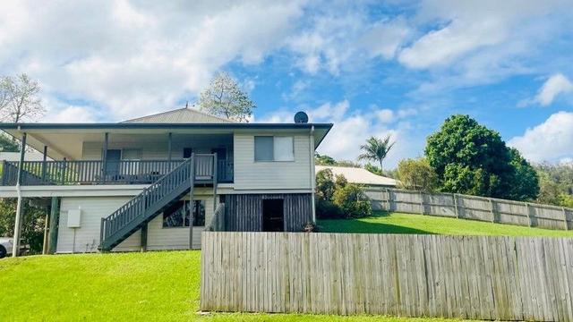 7 Desbet Street, QLD 4061