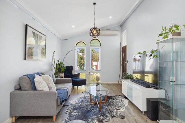 14/29 Wood Street, WA 6052