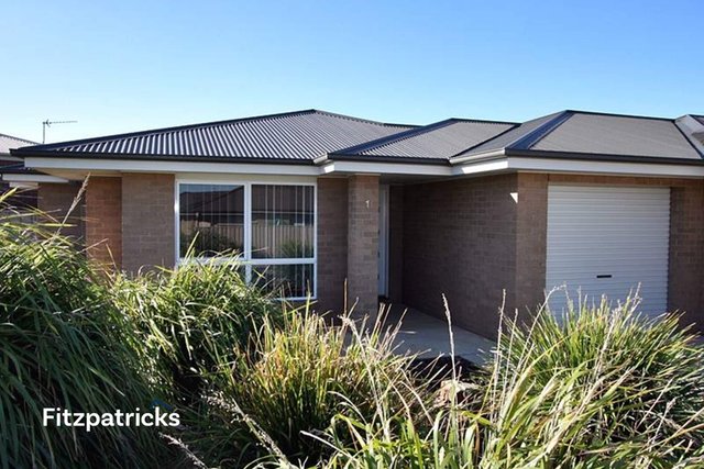 1/10 Mirrul Street, NSW 2650