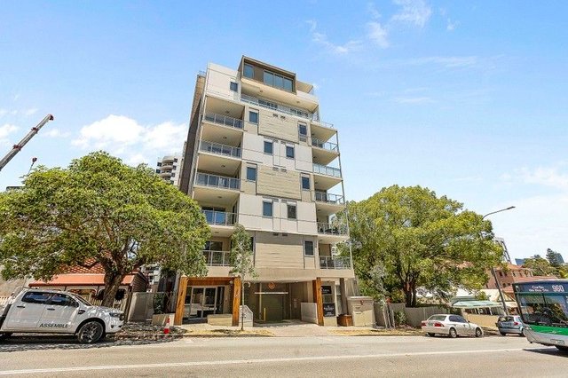 22/35 Wellington Street, WA 6004