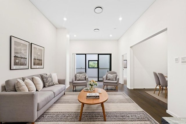 1/76 Majors Bay Road, NSW 2137