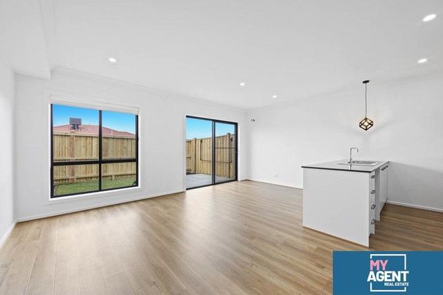 24 Fewster Cct, VIC 3064