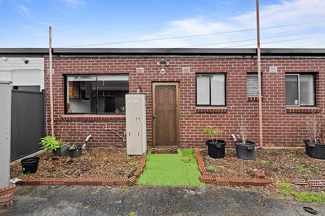 2/66 Albany Drive, VIC 3170