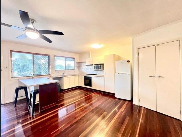 2/151 Sexton St, QLD 4121