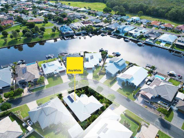 76 Pentas Drive, QLD 4507