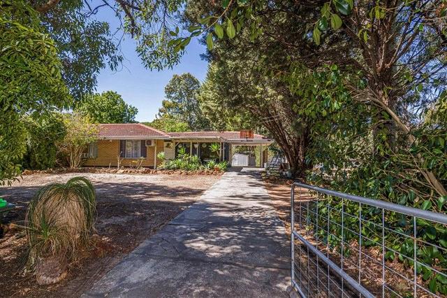 7 Anita Place, WA 6076