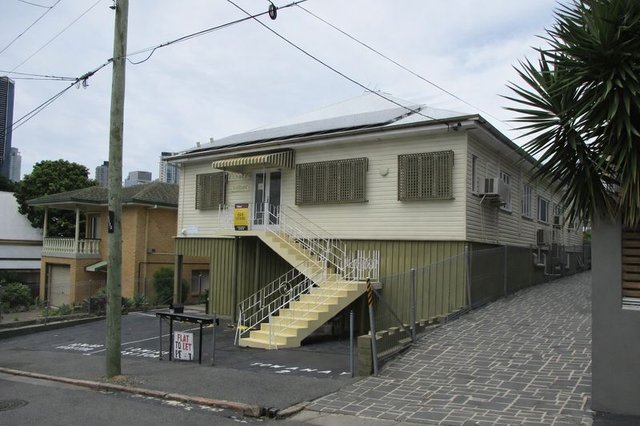 2/14 Hill Street, QLD 4000