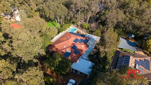 11 Michael Road, WA 6111