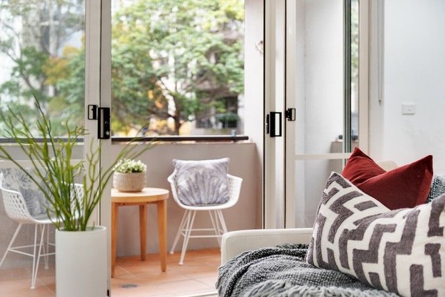 84 McLachlan Avenue, NSW 2011