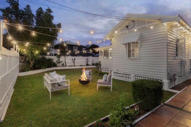 141 Glen Holm Street, QLD 4053