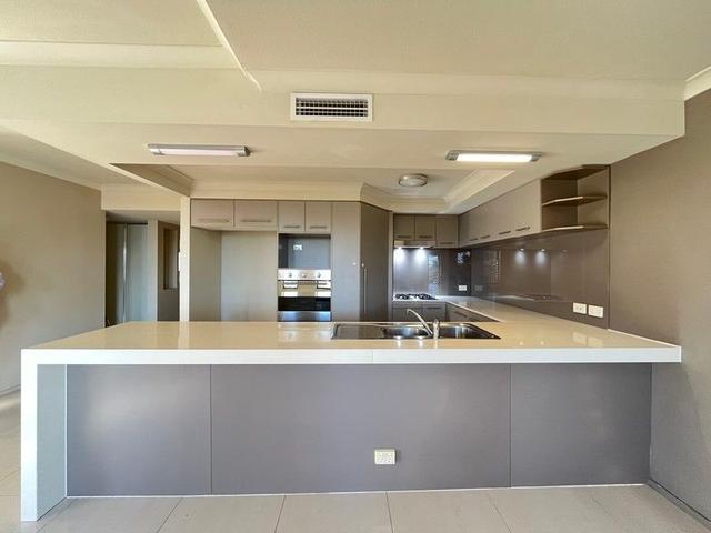 6/20 Lawson Street, QLD 4215