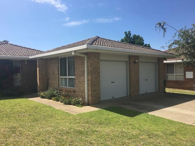 7 Anton Close, NSW 2350