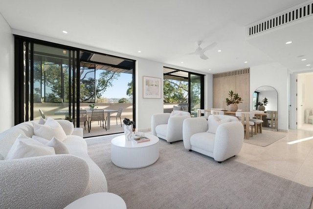 B304/575 Old South Head Road, NSW 2029