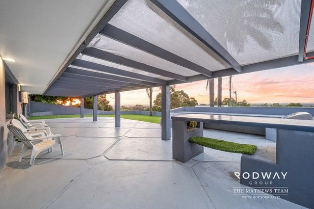 12 Harrison Rd, WA 6112