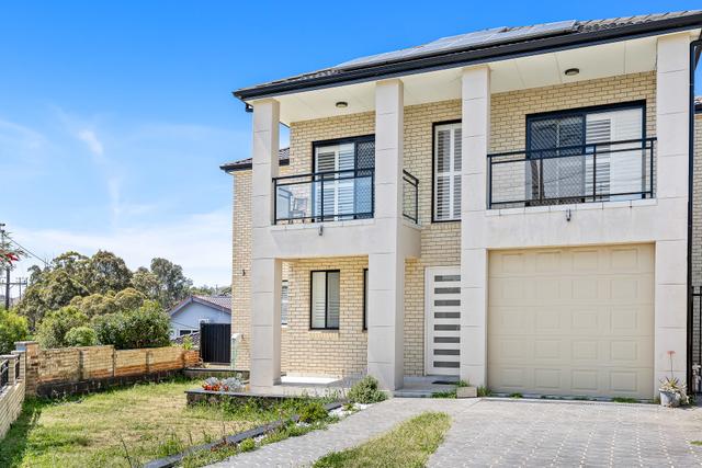 12 Eddystone Road, NSW 2207