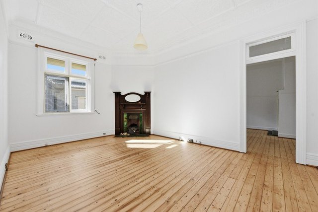 2/187 Lyons Road, NSW 2047