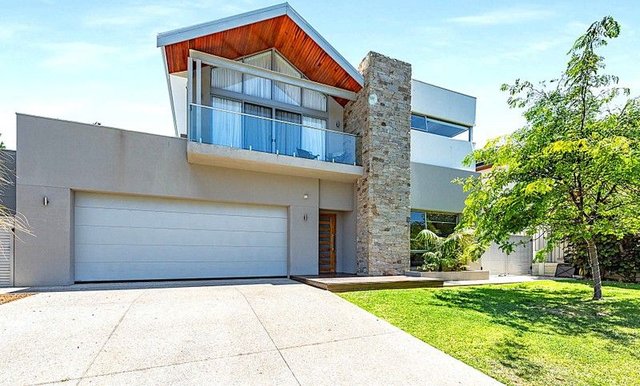 42 Dampier Avenue, WA 6015