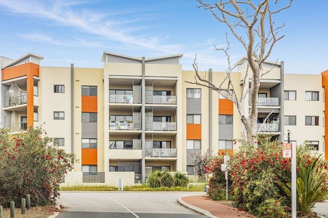 61/2 Molloy Promenade, WA 6027