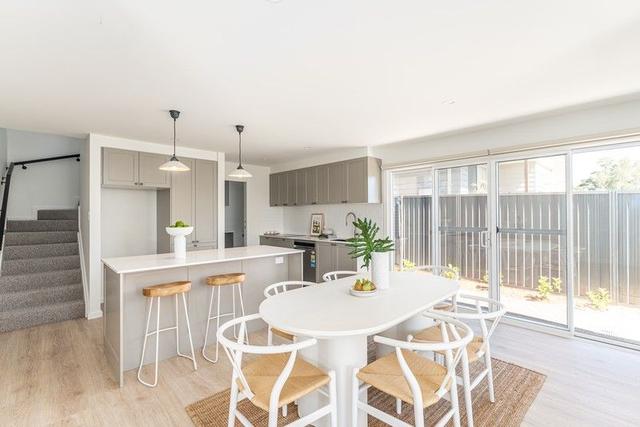 14 Laurina Avenue, NSW 2508