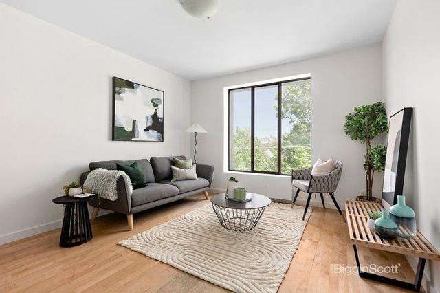 17/44 Kneen Street, VIC 3068