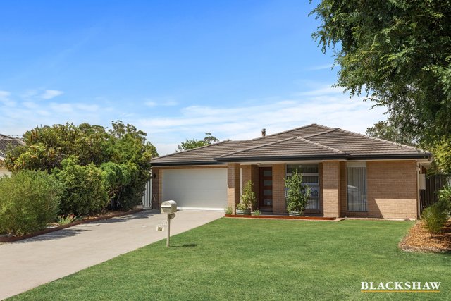 14 Caitlin Crescent, NSW 2537