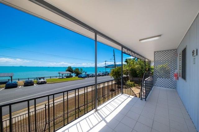 40 Coral Esplanade, QLD 4802