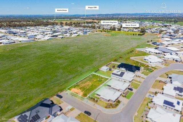 12 Billabong Crescent, NSW 2650
