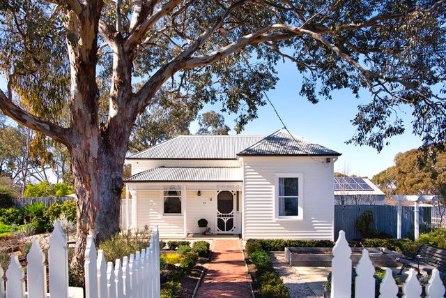 17 Newstead  Road, VIC 3463