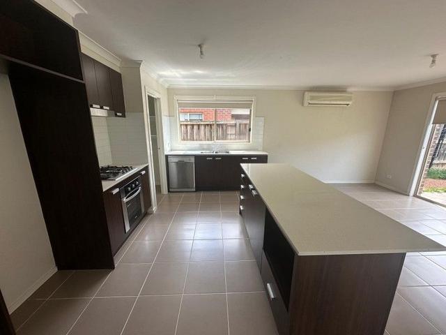 9 Isabella Way, VIC 3029