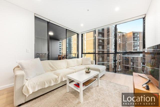 445/9 Maple Tree Road, NSW 2145