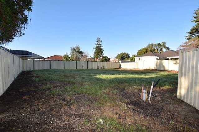 29b Saturn Street, WA 6107